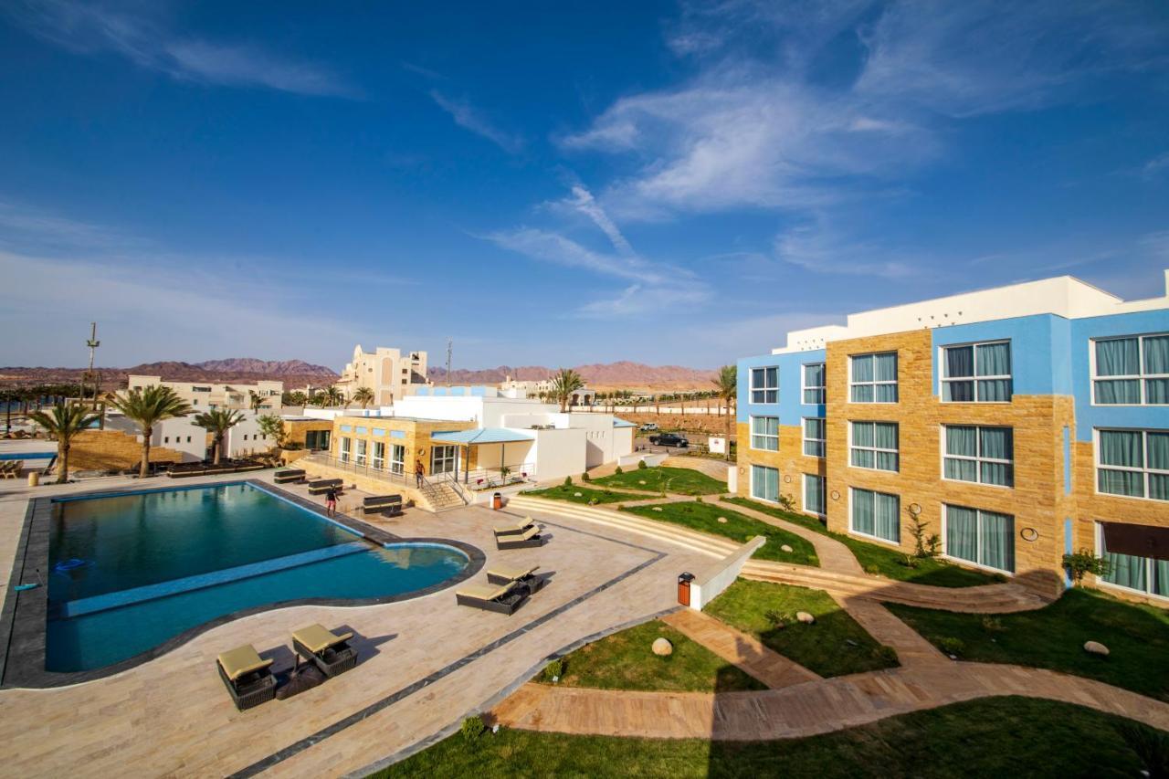 Luxotel Aqaba Beach Resort & Spa Only 15 Years Plus Buitenkant foto