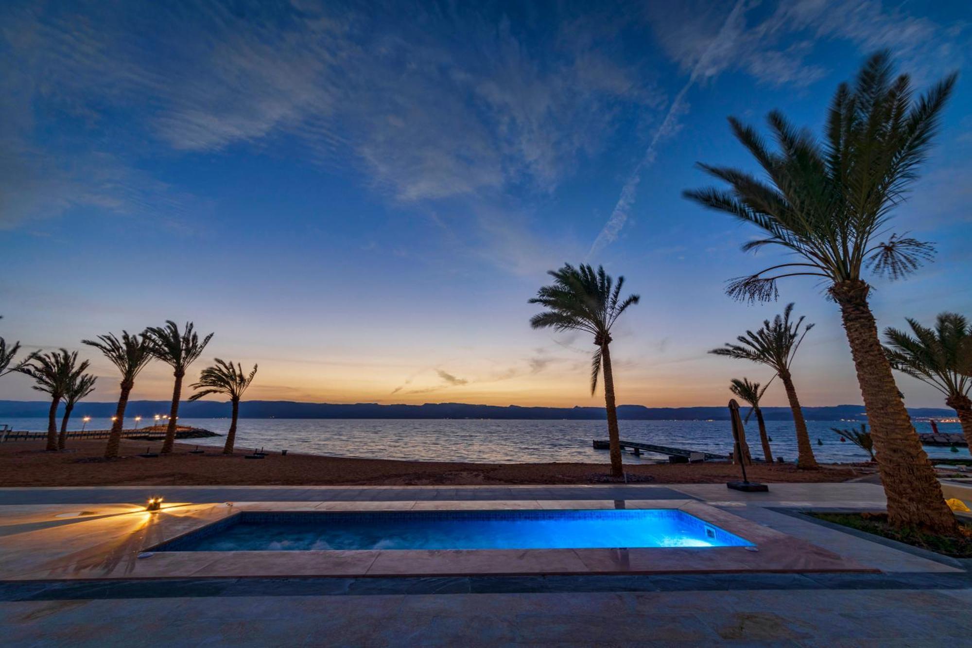 Luxotel Aqaba Beach Resort & Spa Only 15 Years Plus Buitenkant foto